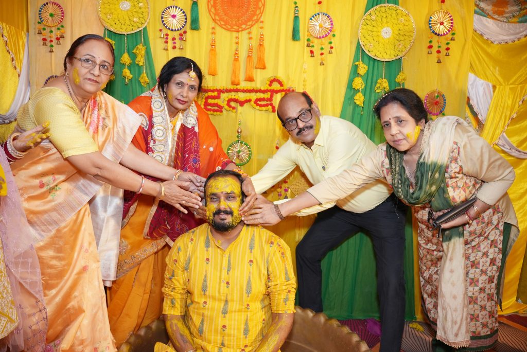 : Best photographer near me capturing a beautiful couple in Delhi NCR