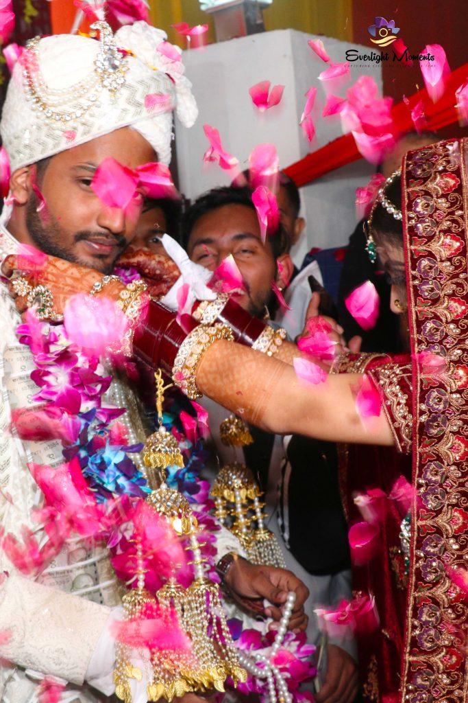 Candid wedding photography shot in Delhi NCR